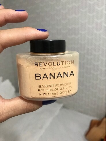 Make up revolution banana powder