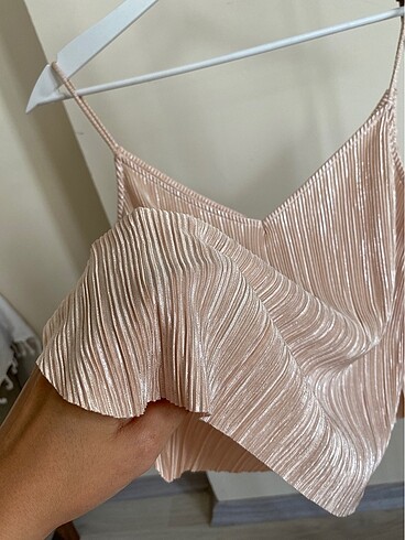 xs Beden Bershka bluz askılı parlak xs beden