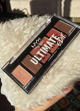 Nyx ultimate far paleti