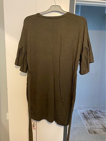 m Beden Bershka elbise