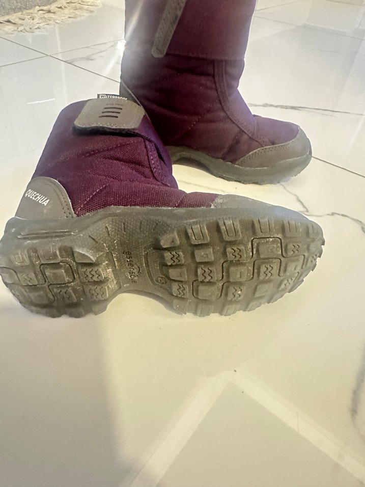 Kız Çocuk Cırt Cırtlı Bot - Görsel 3