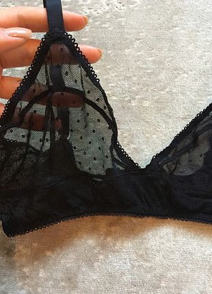 m Beden Siyah trabsparan bralet+ beyaz bralet