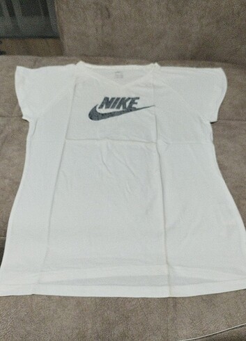 m Beden beyaz Renk T-shirt