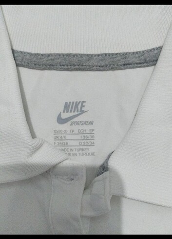 Nike T-shirt