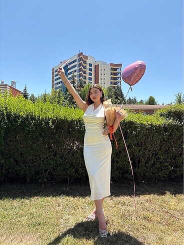 Bershka bershka beyaz halter yaka midi elbise