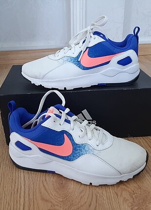 36,5 Beden beyaz Renk ORIJINAL NIKE AYAKKABI