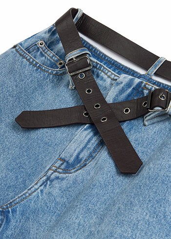 Twist çarpraz kemerli jean pantolon - Görsel 5