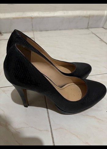 Tergan Siyah Yılan Desenli Topuklu Kadın Ayakkabı - Görsel 2