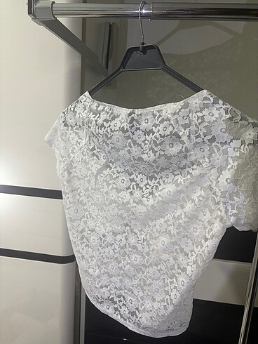 m Beden Dantel crop H&M