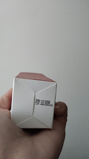 Beden Kırmızı peeling serum
