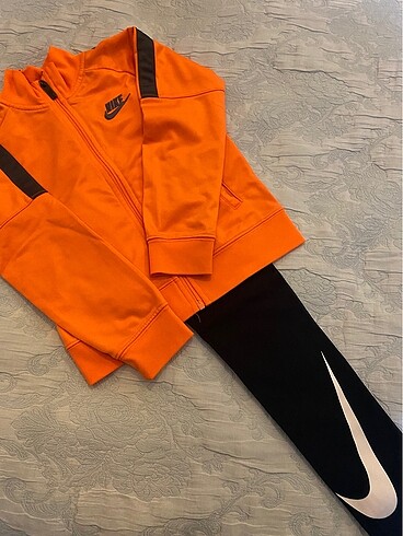 Çocuk Nike tayt takım