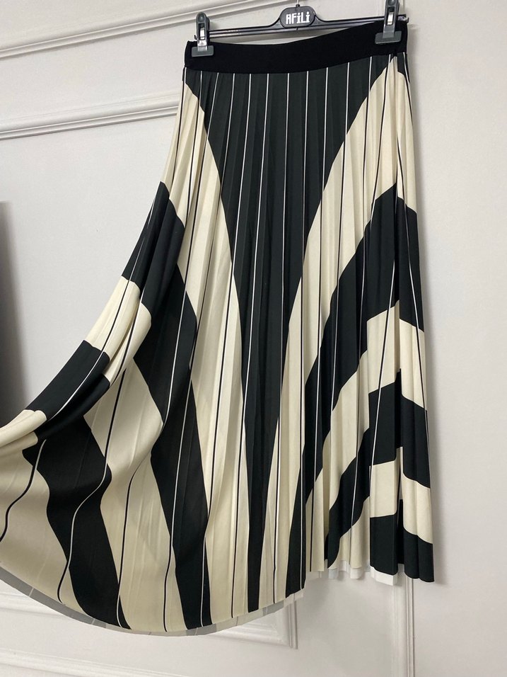 Kahverengi Desenli Pilili Uzun Etek - Görsel 2