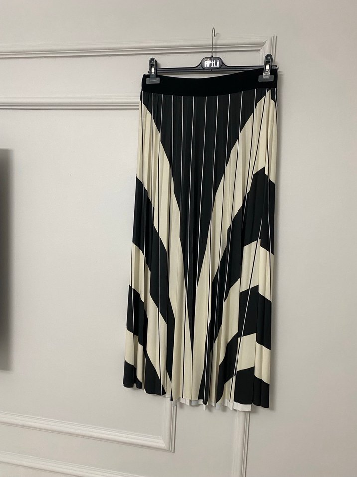 Kahverengi Desenli Pilili Uzun Etek - Görsel 4