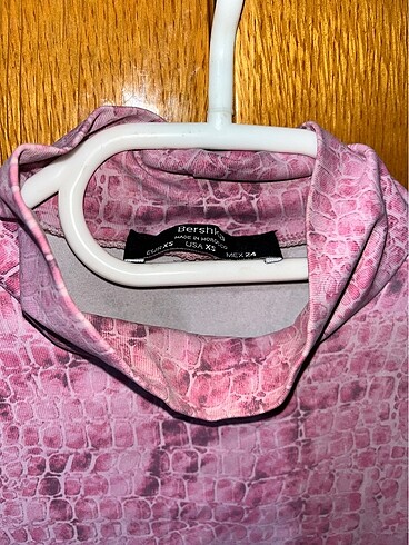 xs Beden pembe Renk bershka bluz