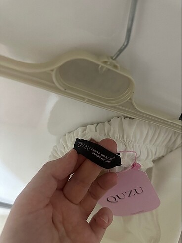 l Beden Quzu nun şortlu mini eteği