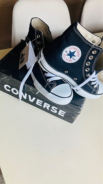 Orijinal converse