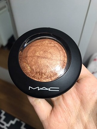 MAC Mineralize Skinfinish Powder