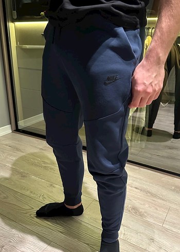 Lacivert Nike Tech Fleece eşofman - Görsel 2