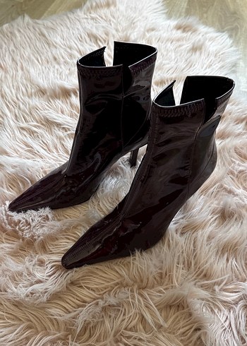 Bordo Stiletto Bot