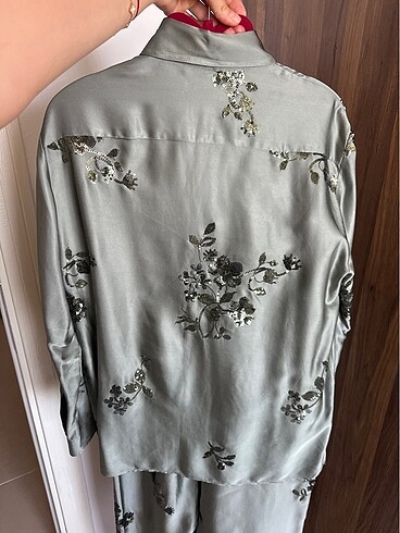 xs Beden yeşil Renk Zara pul işlemeli takım
