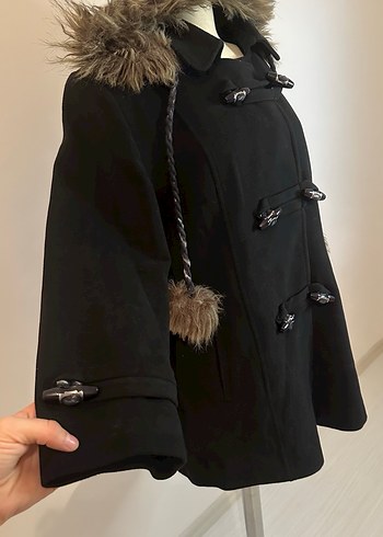 Kürk Detaylı Siyah Gotik Kadın Kaban - Görsel 7