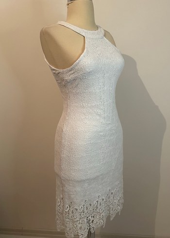 Dantel Detaylı Beyaz Midi Abiye Elbise - Görsel 3