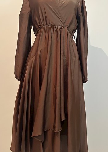 Kahverengi Uzun V Yaka Drapeli Elbise - Görsel 4