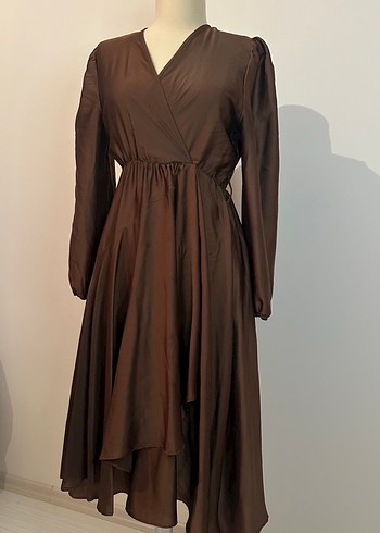 Kahverengi Uzun V Yaka Drapeli Elbise - Görsel 7