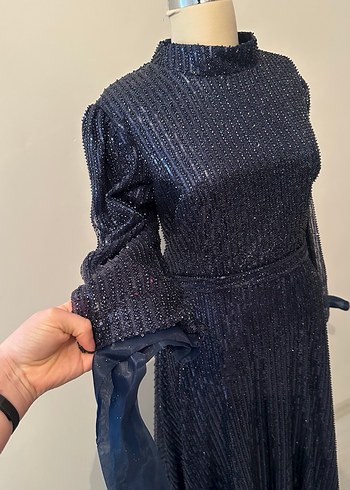 Parlak Lacivert Uzun Kollu Pilili Abiye Elbise - Görsel 2