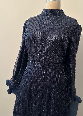 Parlak Lacivert Uzun Kollu Pilili Abiye Elbise - Görsel 15