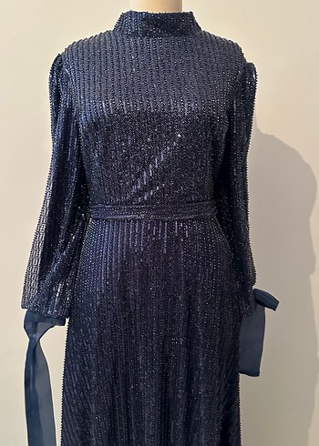 Parlak Lacivert Uzun Kollu Pilili Abiye Elbise - Görsel 6