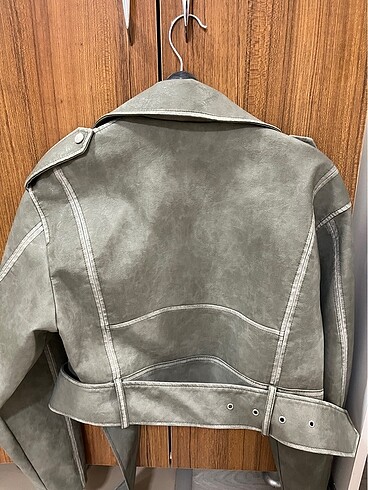 s Beden yeşil Renk Pull bear deri ceket