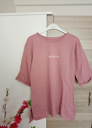 Pembe Tişört