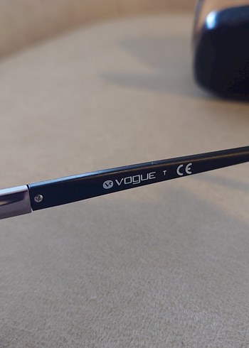 vogue orjinal italyan gözlük çerçevesi - Görsel 3