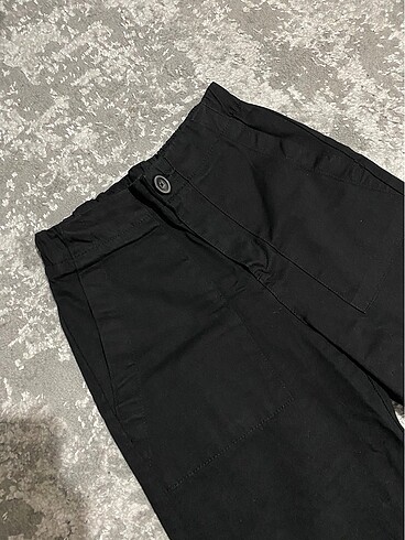 32 Beden Bershka Siyah Pantolon