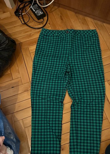 Düğmeli Yeşil Kadın Kumaş Pantolon