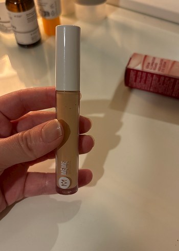 MEMEE Parlak Bej Kapatıcı - Görsel 3