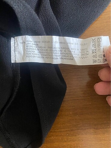 l Beden Yaka detaylı #bershka bluz simsiyah