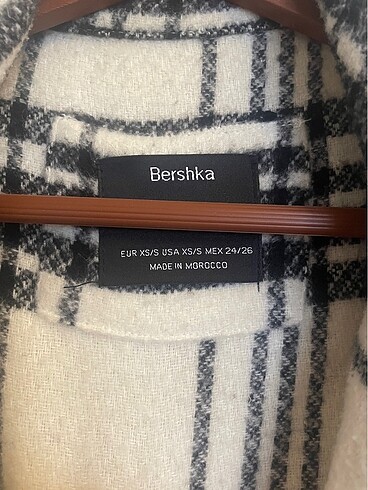 s Beden Bershka Püsküllü Ceket
