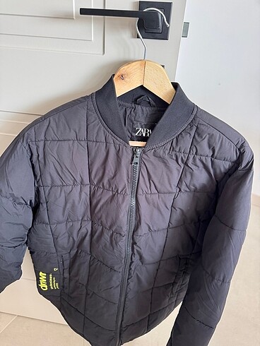 Zara mont