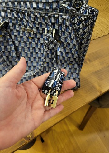 GUESS ORJİNAL ÇANTA - Görsel 6