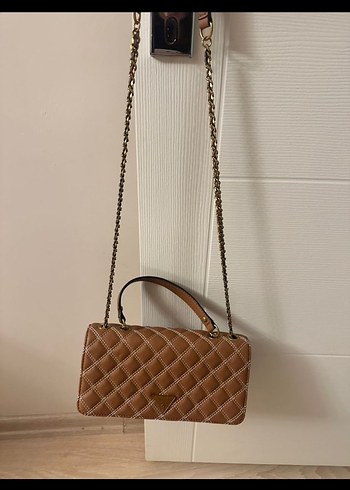 GUESS Zincir Detaylı Kahverengi Deri Kadın Çanta - Görsel 3