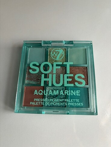 W7 Soft Hues Aquamarine Palette
