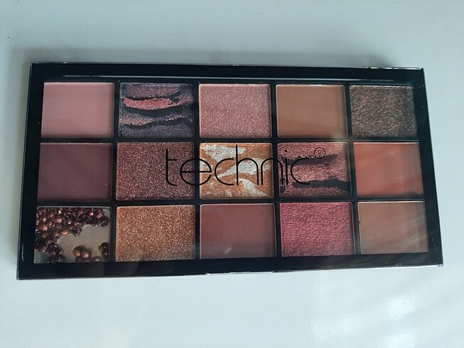 Technic Far Paleti