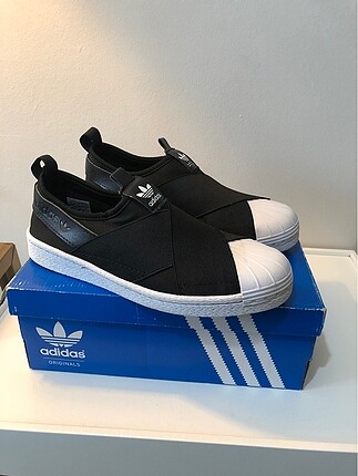 Adidas slip on 39 numara