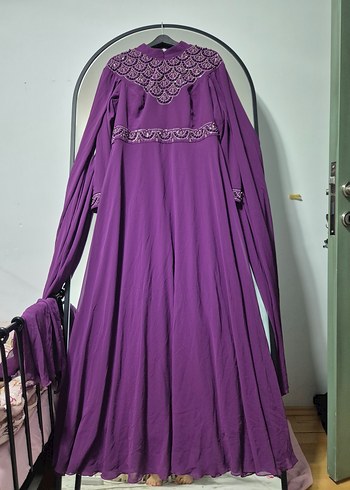 Mor İşlemeli Uzun Kollu Uzun Abiye Elbise - Görsel 2