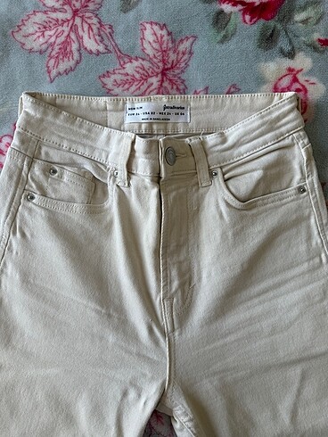 Stradivarius Mom Jean