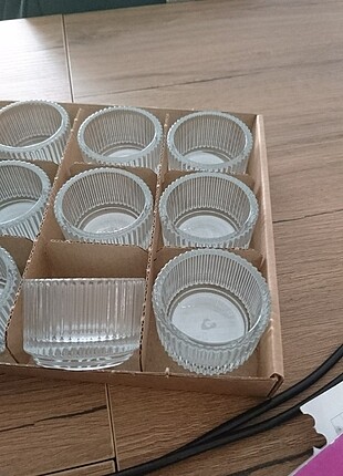 Ikea Mumluk, Yumurtalık 