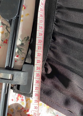 Siyah Pilili Uzun Kadın Etek - Görsel 3