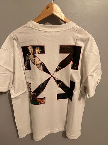 Off-White Tişört
